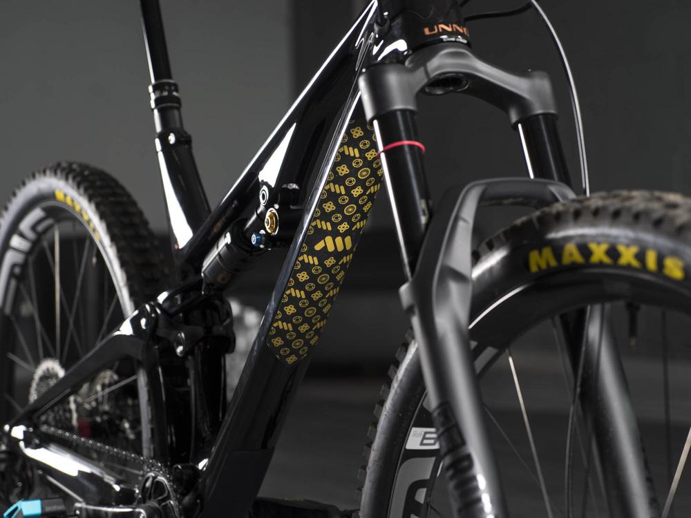 Carbon Vs Aluminium Bike The Ultimate Frame Material Guide AMS