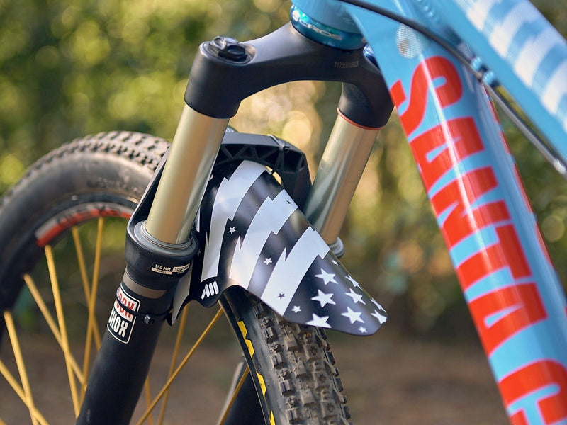 AMS Mud Guard Patriot design installed on a Santa Cruz Jackal