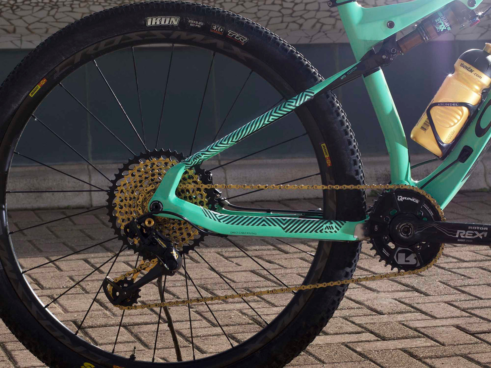 best chain for gravel bike All Mountain Style Honeycomb Chain Guard Maze