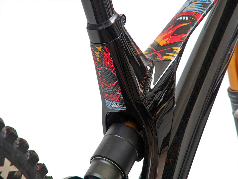 AMS X Stranger Things Demogorgon Black Background Extra Size seat tube