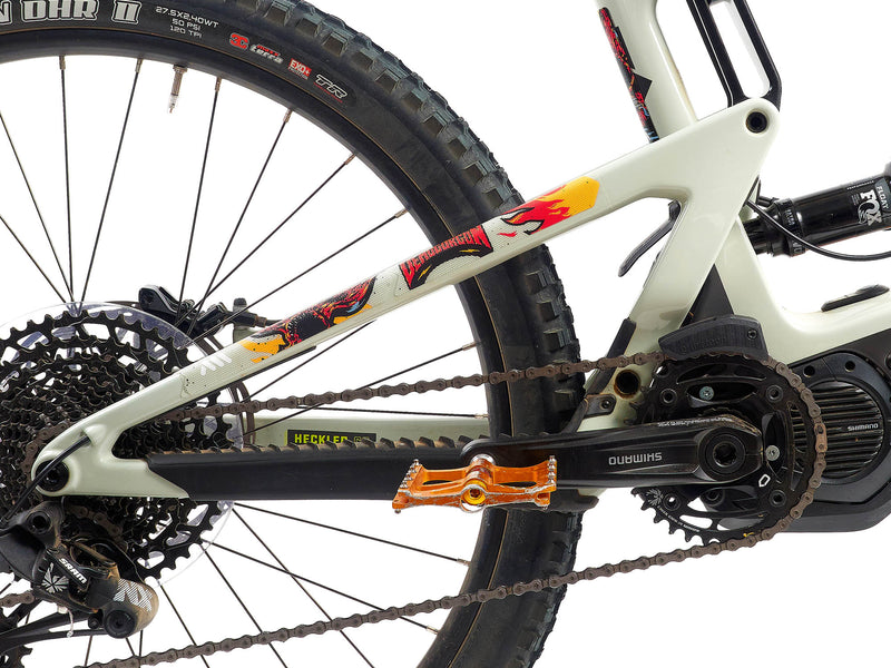 AMS X Stranger Things Demogorgon Clear Background Extra Size on chainstay